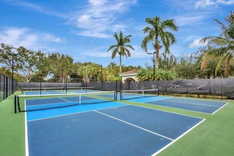 Condo in Palm Beach Gardens, Florida, 2 bedrooms  № 2193914 - photo 28