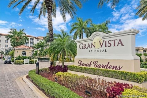 Condo in Doral, Florida, 1 bedroom  № 2043217 - photo 23