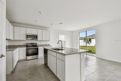 House in Palmetto, Florida 4 bedrooms, 212.37 sq.m. № 2113134 - photo 9