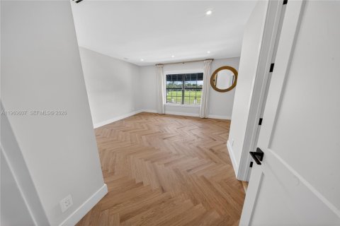 Купить виллу или дом в Форт-Лодердейл, Флорида 5 спален, 343.92м2, № 2081033 - фото 22