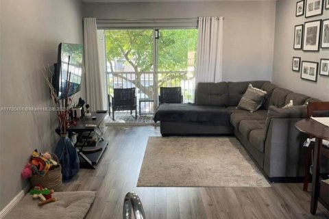 Condo in Dania Beach, Florida, 2 bedrooms  № 1705795 - photo 6