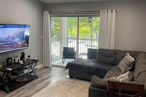 Condo in Dania Beach, Florida, 2 bedrooms  № 1705795 - photo 7