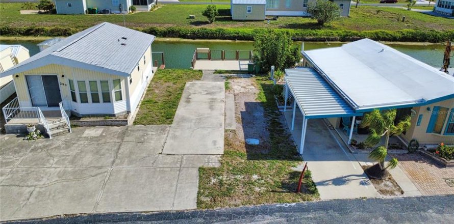 Terreno en Englewood, Florida № 2214247