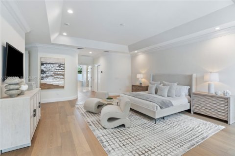 House in Boca Raton, Florida 4 bedrooms, 400.97 sq.m. № 2244075 - photo 14