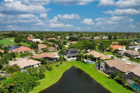 House in Boca Raton, Florida 4 bedrooms, 400.97 sq.m. № 2244075 - photo 18