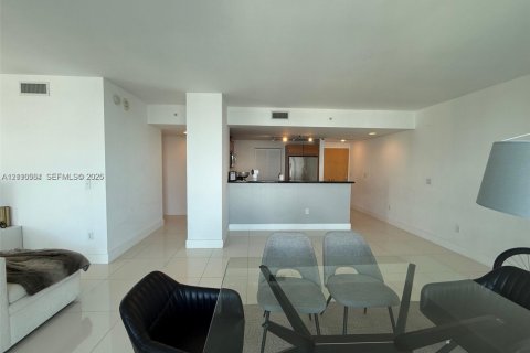 Copropriété à louer à Miami, Floride: 2 chambres, 111.76 m2 № 2426326 - photo 25