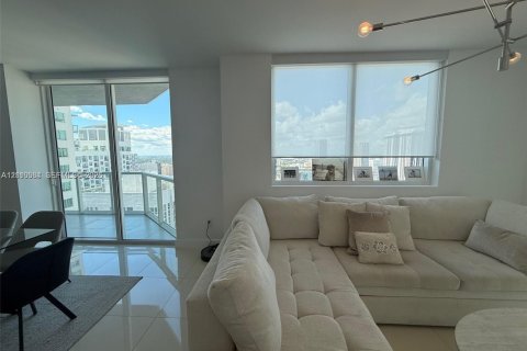 Copropriété à louer à Miami, Floride: 2 chambres, 111.76 m2 № 2426326 - photo 7