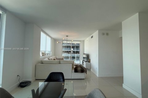 Copropriété à louer à Miami, Floride: 2 chambres, 111.76 m2 № 2426326 - photo 29