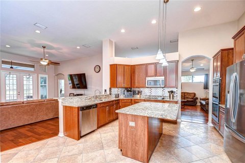 House in Plant City, Florida 4 bedrooms, 246.56 sq.m. № 1516905 - photo 7