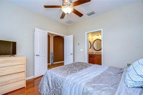 House in Plant City, Florida 4 bedrooms, 246.56 sq.m. № 1516905 - photo 30