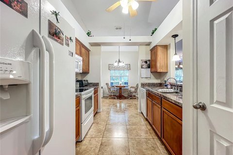 Casa en venta en Leesburg, Florida, 2 dormitorios, 130.43 m2 № 1907972 - foto 13