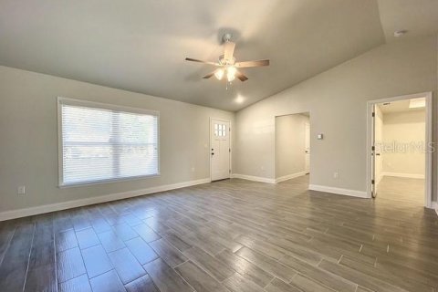 House in Lakeland, Florida 3 bedrooms, 123.19 sq.m. № 1826709 - photo 11
