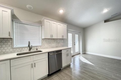 House in Lakeland, Florida 3 bedrooms, 123.19 sq.m. № 1826709 - photo 7
