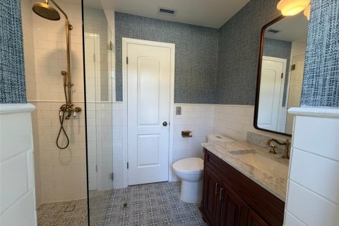 House in Orlando, Florida 4 bedrooms, 226.68 sq.m. № 2114627 - photo 18