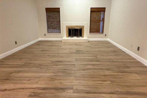 House in Orlando, Florida 4 bedrooms, 226.68 sq.m. № 2114627 - photo 29