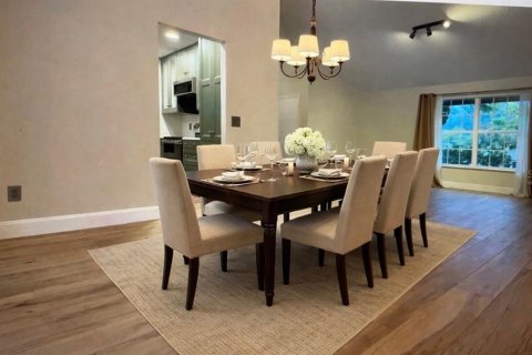 House in Orlando, Florida 4 bedrooms, 226.68 sq.m. № 2114627 - photo 8