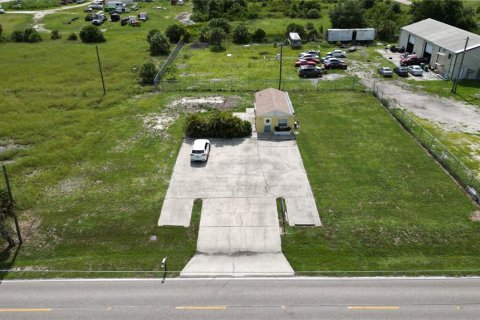 Propiedad comercial en venta en Punta Gorda, Florida, 44.59 m2 № 1854648 - foto 1