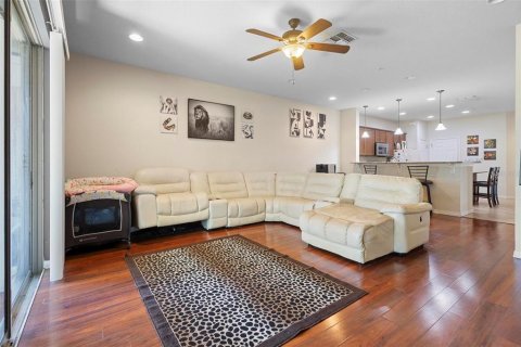 Touwnhouse à vendre à Orlando, Floride: 2 chambres, 131.64 m2 № 1586276 - photo 12
