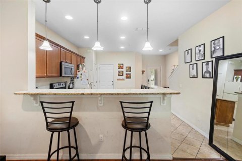 Touwnhouse à vendre à Orlando, Floride: 2 chambres, 131.64 m2 № 1586276 - photo 9