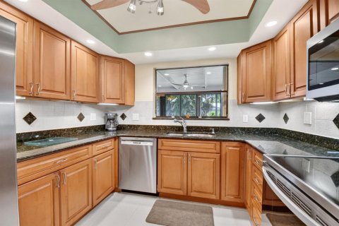 Villa ou maison à vendre à Boynton Beach, Floride: 2 chambres, 136.38 m2 № 2259804 - photo 16