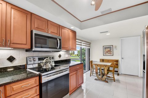 Villa ou maison à vendre à Boynton Beach, Floride: 2 chambres, 136.38 m2 № 2259804 - photo 19