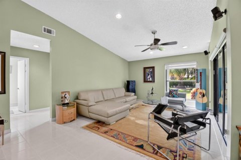 Villa ou maison à vendre à Boynton Beach, Floride: 2 chambres, 136.38 m2 № 2259804 - photo 9