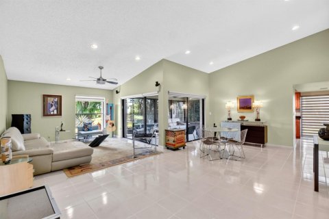 Villa ou maison à vendre à Boynton Beach, Floride: 2 chambres, 136.38 m2 № 2259804 - photo 5