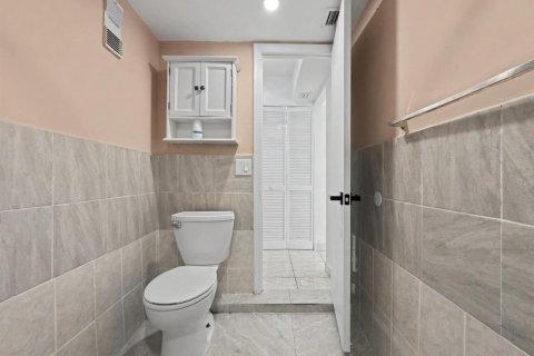 Condominio en venta en Miami, Florida, 2 dormitorios, 114.73 m2 № 2084786 - foto 30