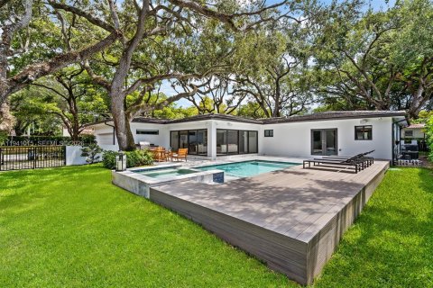 Villa ou maison à vendre à Coral Gables, Floride: 3 chambres, 221.2 m2 № 1997810 - photo 16