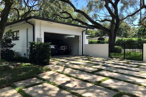 Villa ou maison à vendre à Coral Gables, Floride: 3 chambres, 221.2 m2 № 1997810 - photo 18