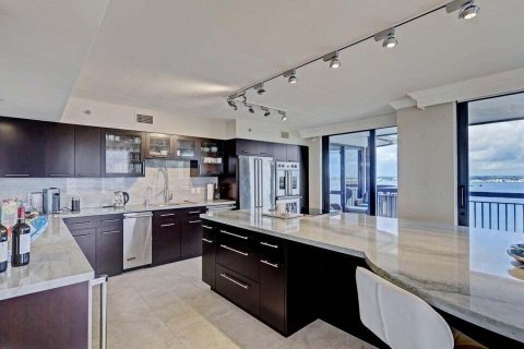 Купить кондоминиум в Ривьера-Бич, Флорида 6 комнат, 242.85м2, № 2251381 - фото 13