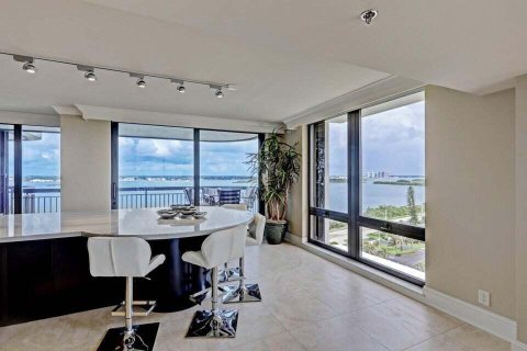 Купить кондоминиум в Ривьера-Бич, Флорида 6 комнат, 242.85м2, № 2251381 - фото 11