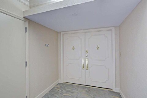 Купить кондоминиум в Ривьера-Бич, Флорида 6 комнат, 242.85м2, № 2251381 - фото 3