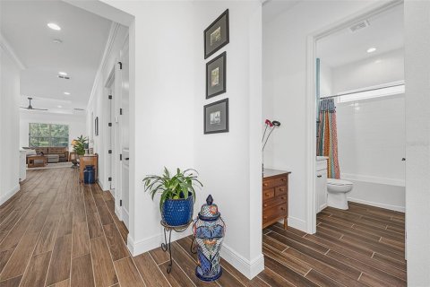 Купить виллу или дом в Киссимми, Флорида 8 комнат, 255.85м2, № 2341784 - фото 21