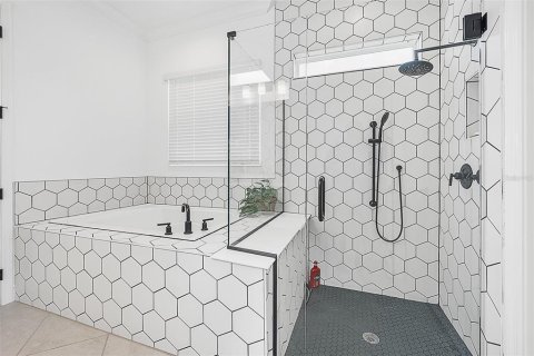 Купить виллу или дом в Киссимми, Флорида 8 комнат, 255.85м2, № 2341784 - фото 19