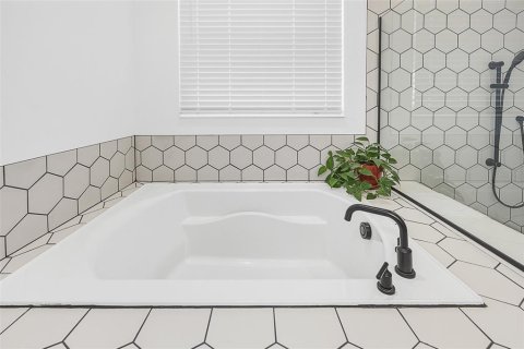 Купить виллу или дом в Киссимми, Флорида 8 комнат, 255.85м2, № 2341784 - фото 20