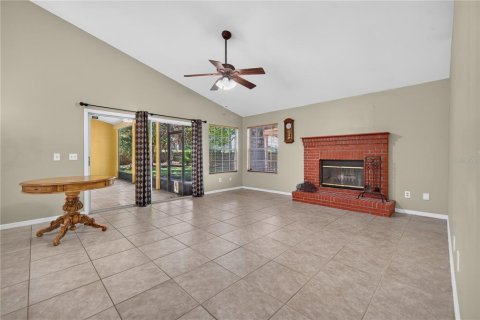 House in Orlando, Florida 3 bedrooms, 168.62 sq.m. № 2151922 - photo 20