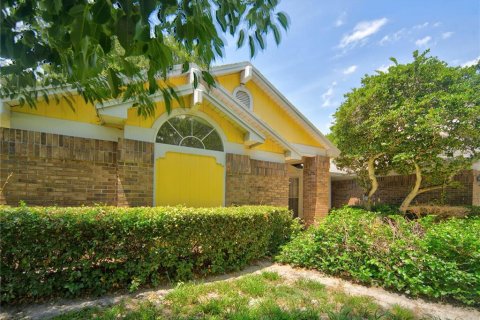 House in Orlando, Florida 3 bedrooms, 168.62 sq.m. № 2151922 - photo 29