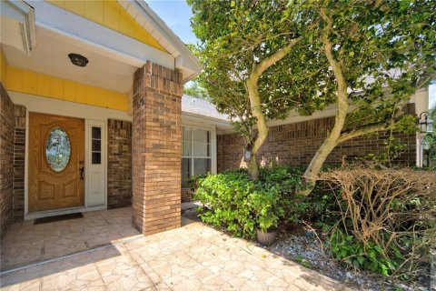 House in Orlando, Florida 3 bedrooms, 168.62 sq.m. № 2151922 - photo 4