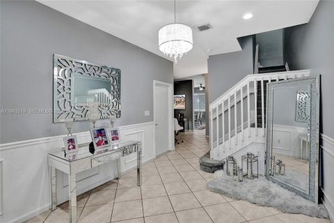 Touwnhouse à vendre à Miami Gardens, Floride: 4 chambres, 161.09 m2 № 2001721 - photo 13