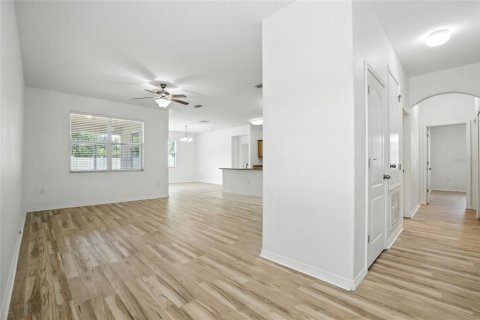 House in Ruskin, Florida 4 bedrooms, 168.71 sq.m. № 1900461 - photo 28