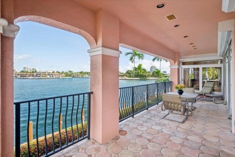 Casa en venta en Fort Lauderdale, Florida, 7 dormitorios, 828.97 m2 № 2182745 - foto 24
