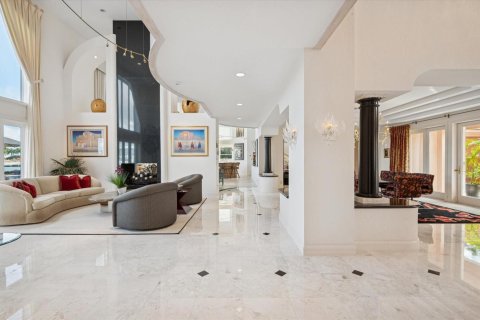 Casa en venta en Fort Lauderdale, Florida, 7 dormitorios, 828.97 m2 № 2182745 - foto 14