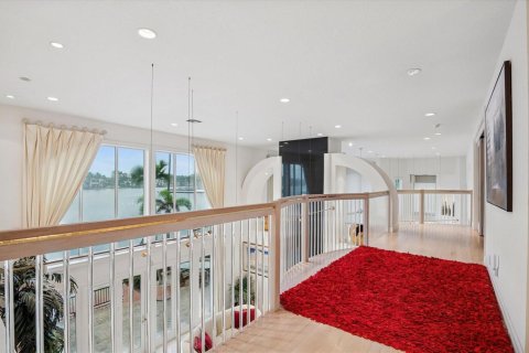 Casa en venta en Fort Lauderdale, Florida, 7 dormitorios, 828.97 m2 № 2182745 - foto 30