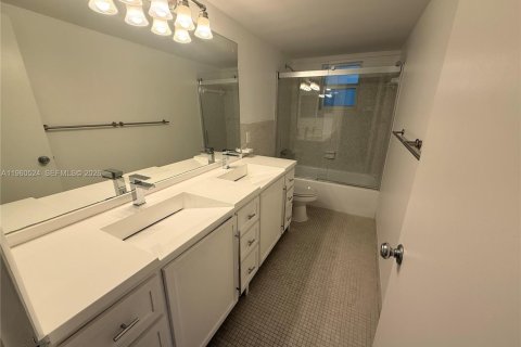 Copropriété à louer à Miami Lakes, Floride: 2 chambres, 94.76 m2 № 2026260 - photo 5