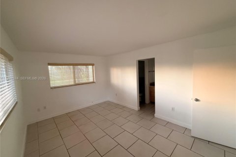 Copropriété à louer à Miami Lakes, Floride: 2 chambres, 94.76 m2 № 2026260 - photo 9