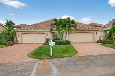 House in Fort Myers, Florida 3 bedrooms, 164.9 sq.m. № 2099141 - photo 3
