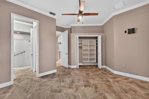 House in Fort Myers, Florida 3 bedrooms, 164.9 sq.m. № 2099141 - photo 13