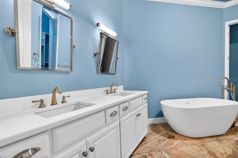 House in Fort Myers, Florida 3 bedrooms, 164.9 sq.m. № 2099141 - photo 30