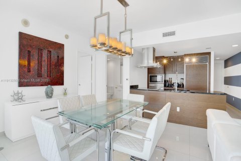 Copropriété à louer à Miami, Floride: 2 chambres, 139.35 m2 № 1969395 - photo 8